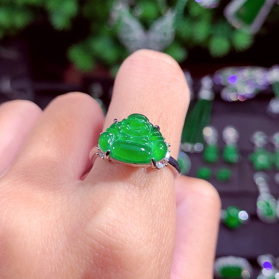 颈饰未镶嵌翡翠天然