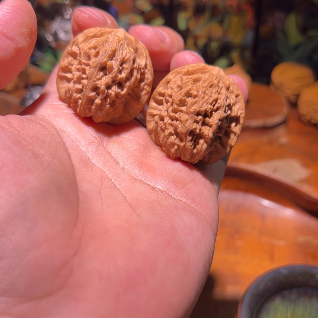 文玩核桃吊坠37全品马老四一对