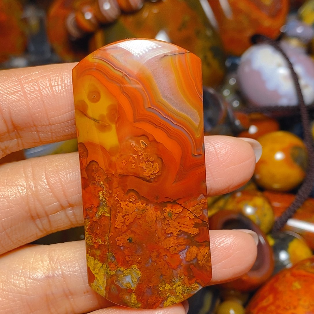 玛瑙/玉髓未镶嵌颈饰