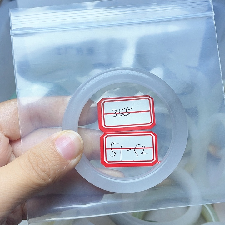 石英质玉手镯未镶嵌355