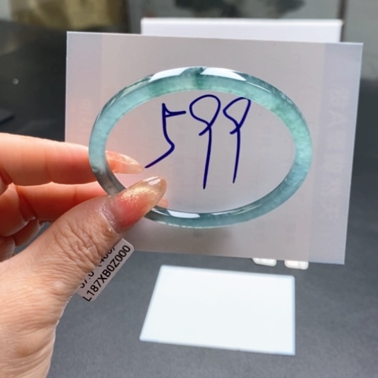 翡翠手镯未镶嵌56尺寸