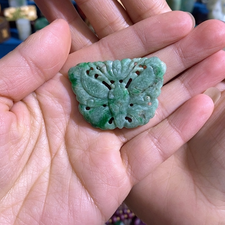 翡翠颈饰未镶嵌精美翡翠非常漂亮