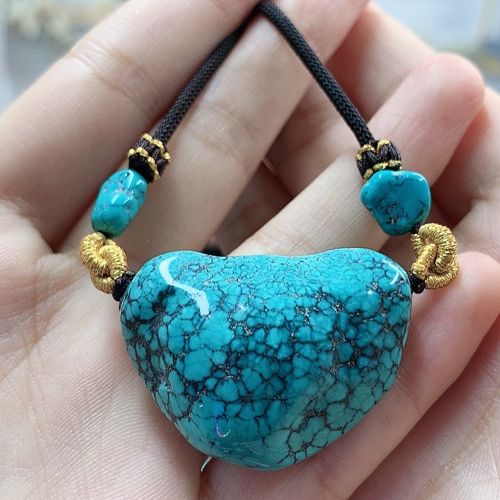 未镶嵌绿松石珠宝奇石