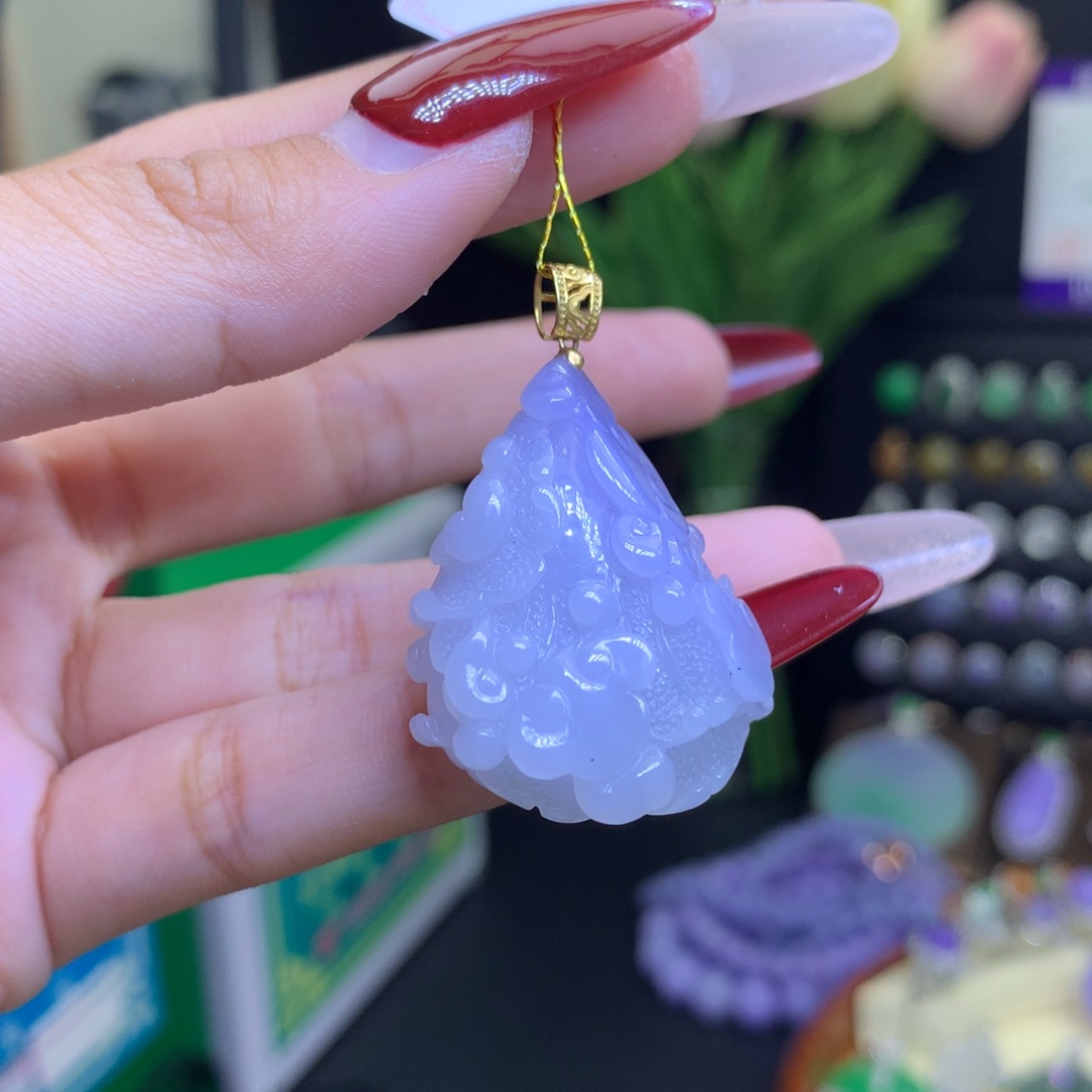 翡翠颈饰18K金镶嵌天然