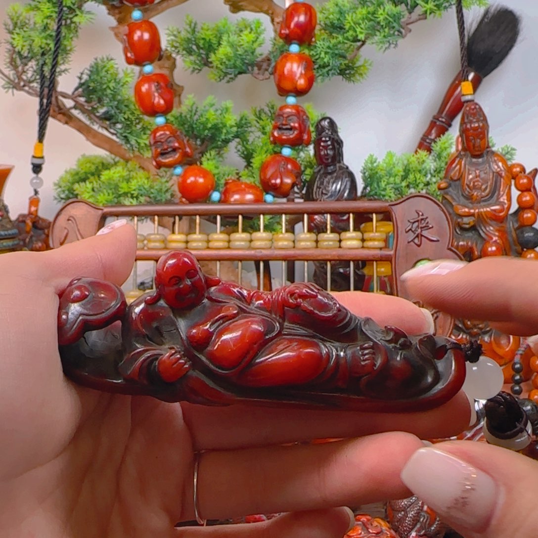 琥珀裸石未镶嵌手把