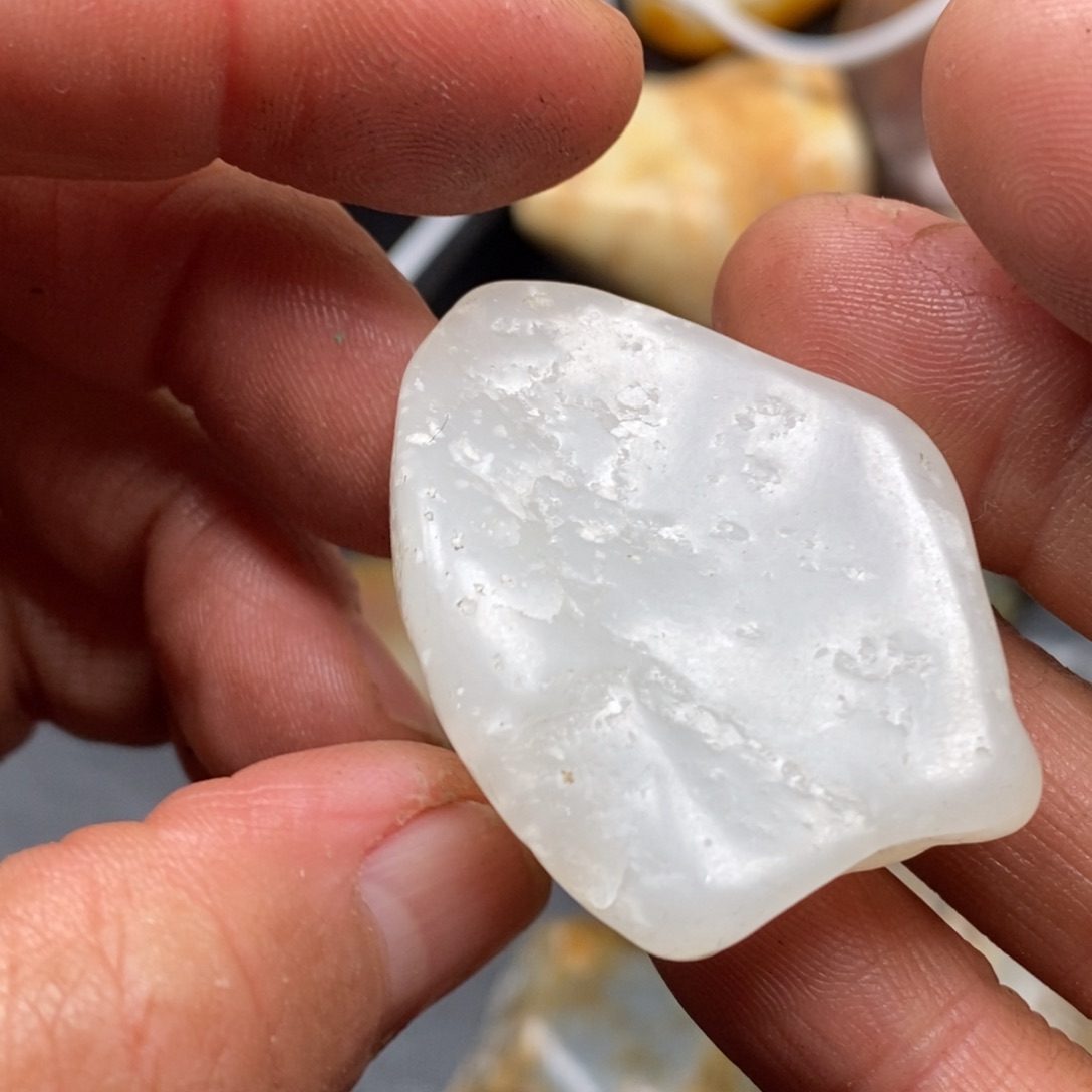 和田玉（糖玉）挂件未镶嵌