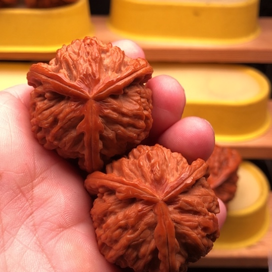 文玩核桃吊坠炫**i核桃