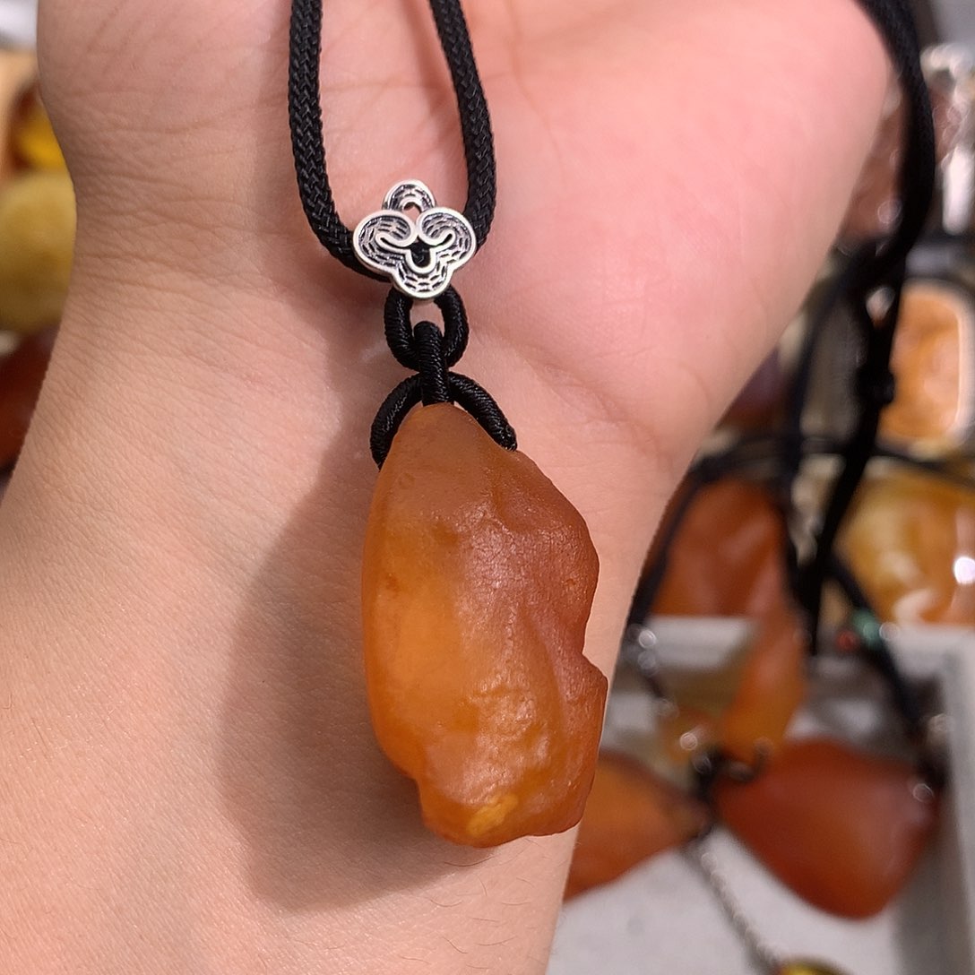 蜜蜡裸石未镶嵌你