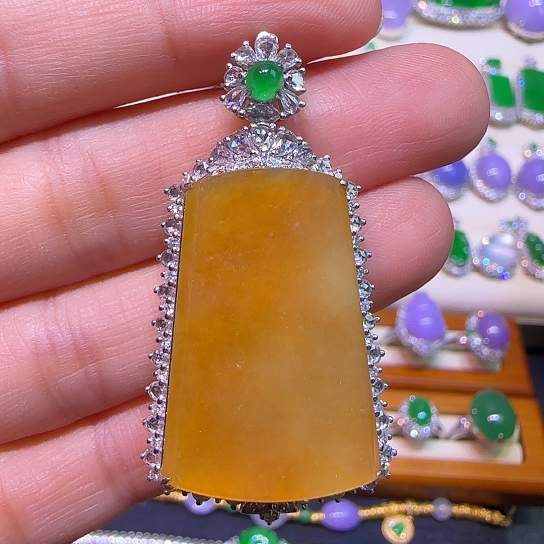 翡翠18K金镶嵌手链