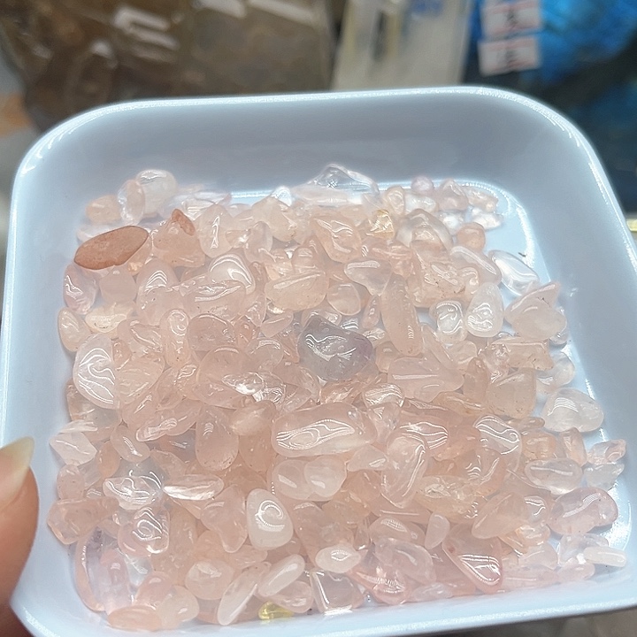 芙蓉石200克水晶碎石未镶嵌