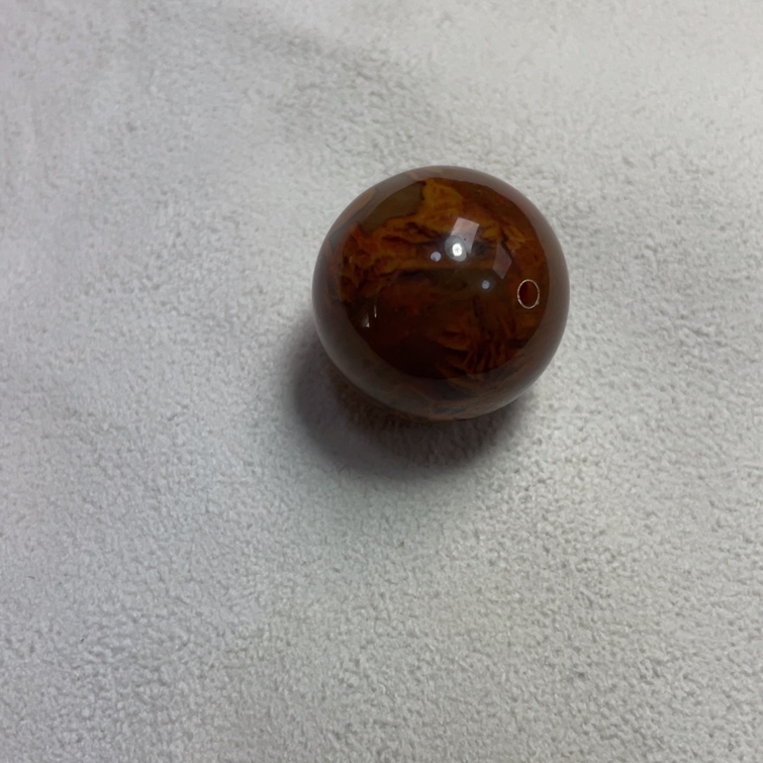 阳***望南红玛瑙未镶嵌原矿保山南红20+配饰