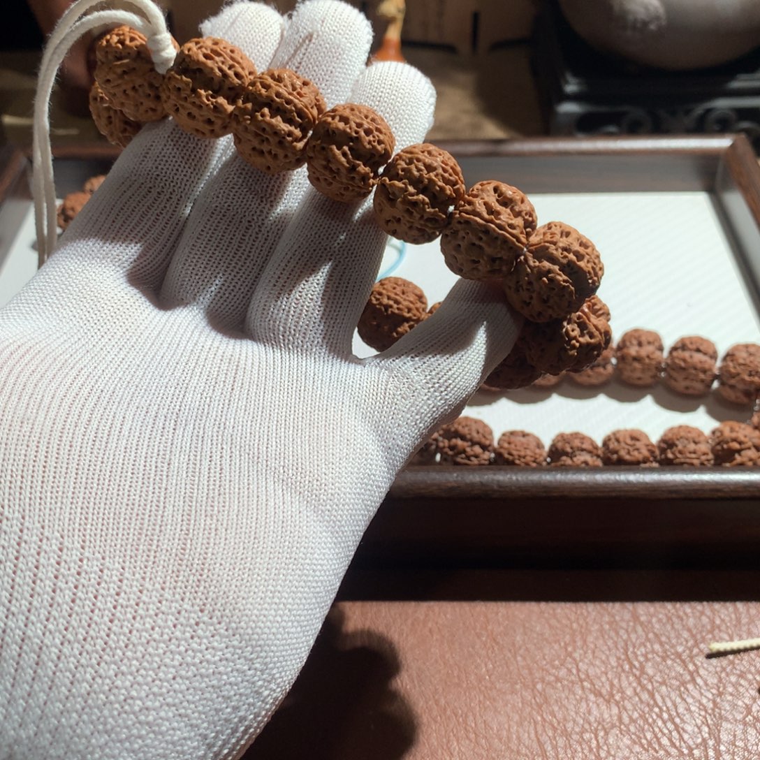 泓***枭手串金刚菩提古龙定制21