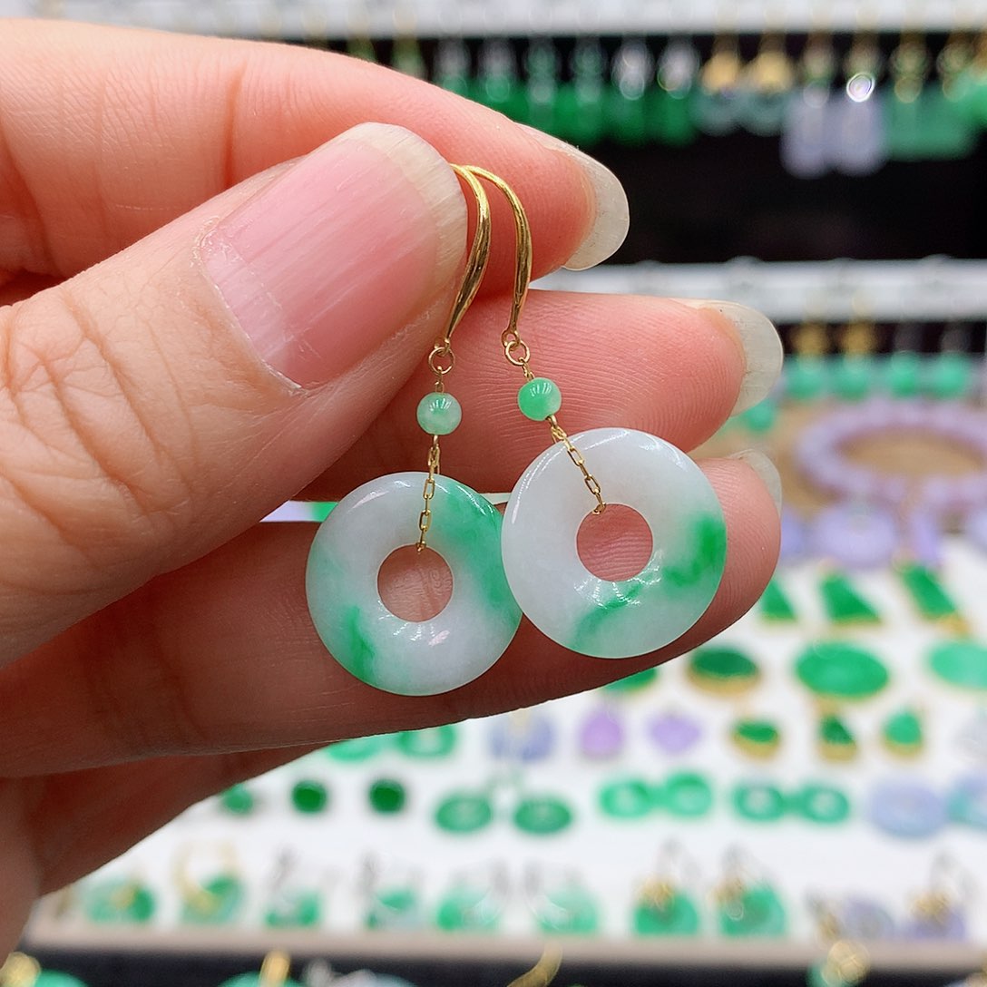 翡翠耳饰18K金镶嵌的