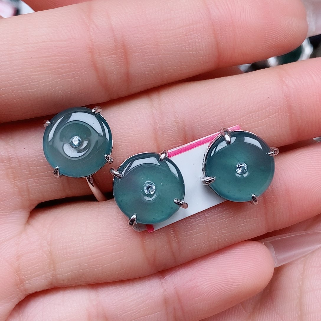 翡翠戒指银S925镶嵌戒指