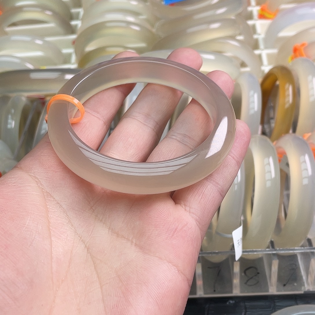 玛瑙/玉髓手镯未镶嵌