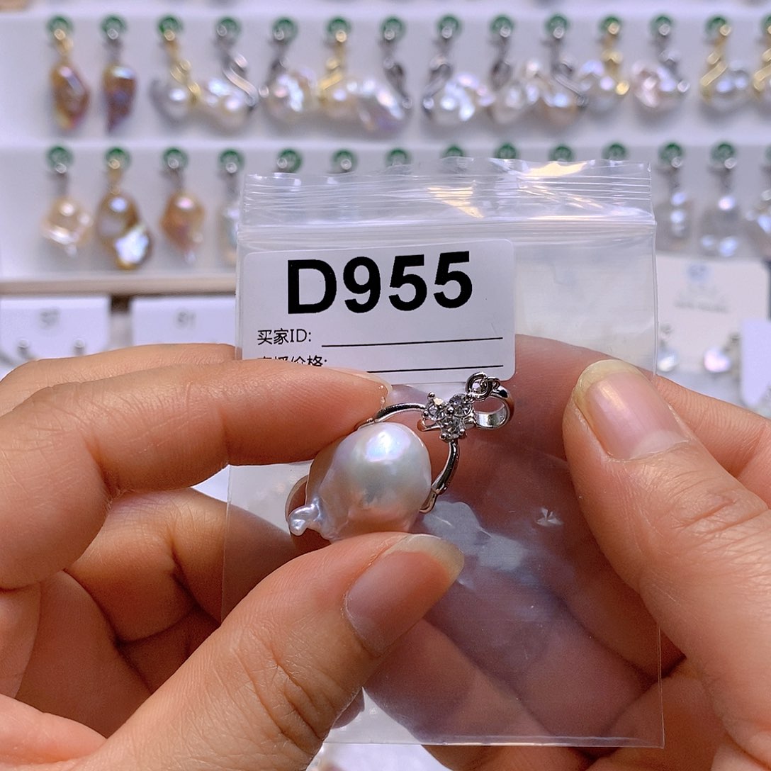 淡水珍珠颈饰合金