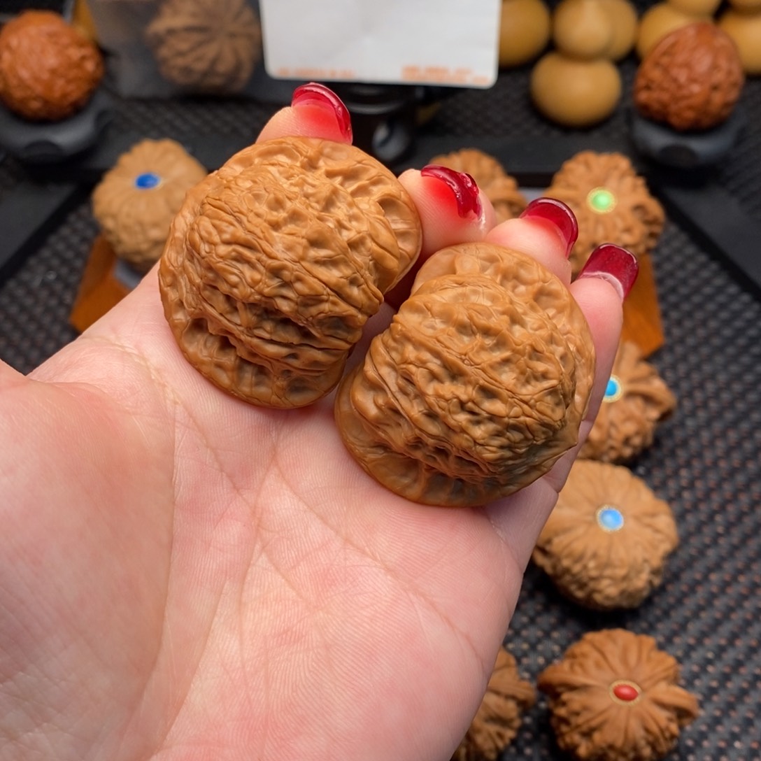 文玩核桃把件公子帽全品44尺