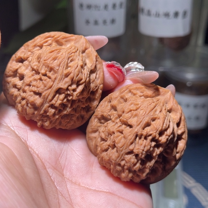 桃核把件我***机              42