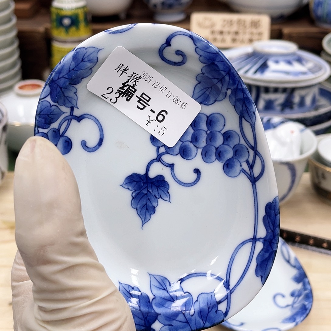 胖***猴鹿屋家的美丽餐具呀呀