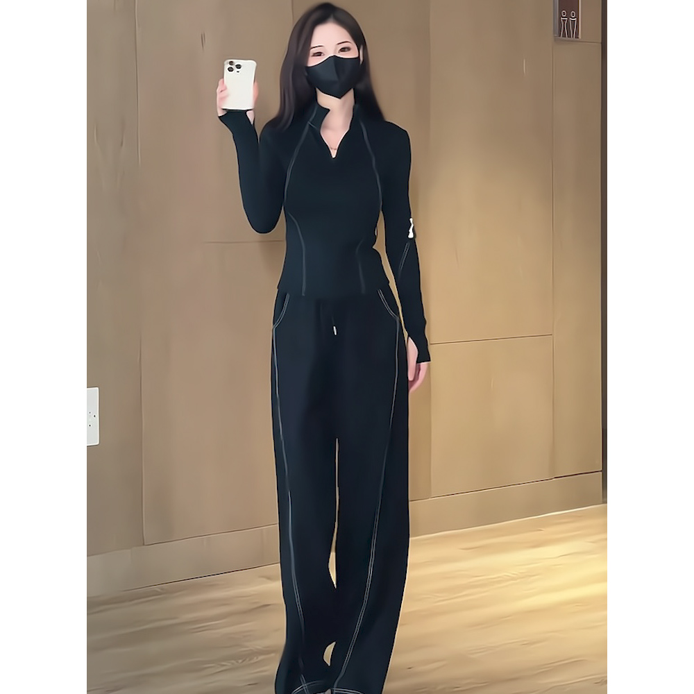 秋季户外休闲运动跑步服套装女2025新款显瘦修身卫衣阔腿裤两件套