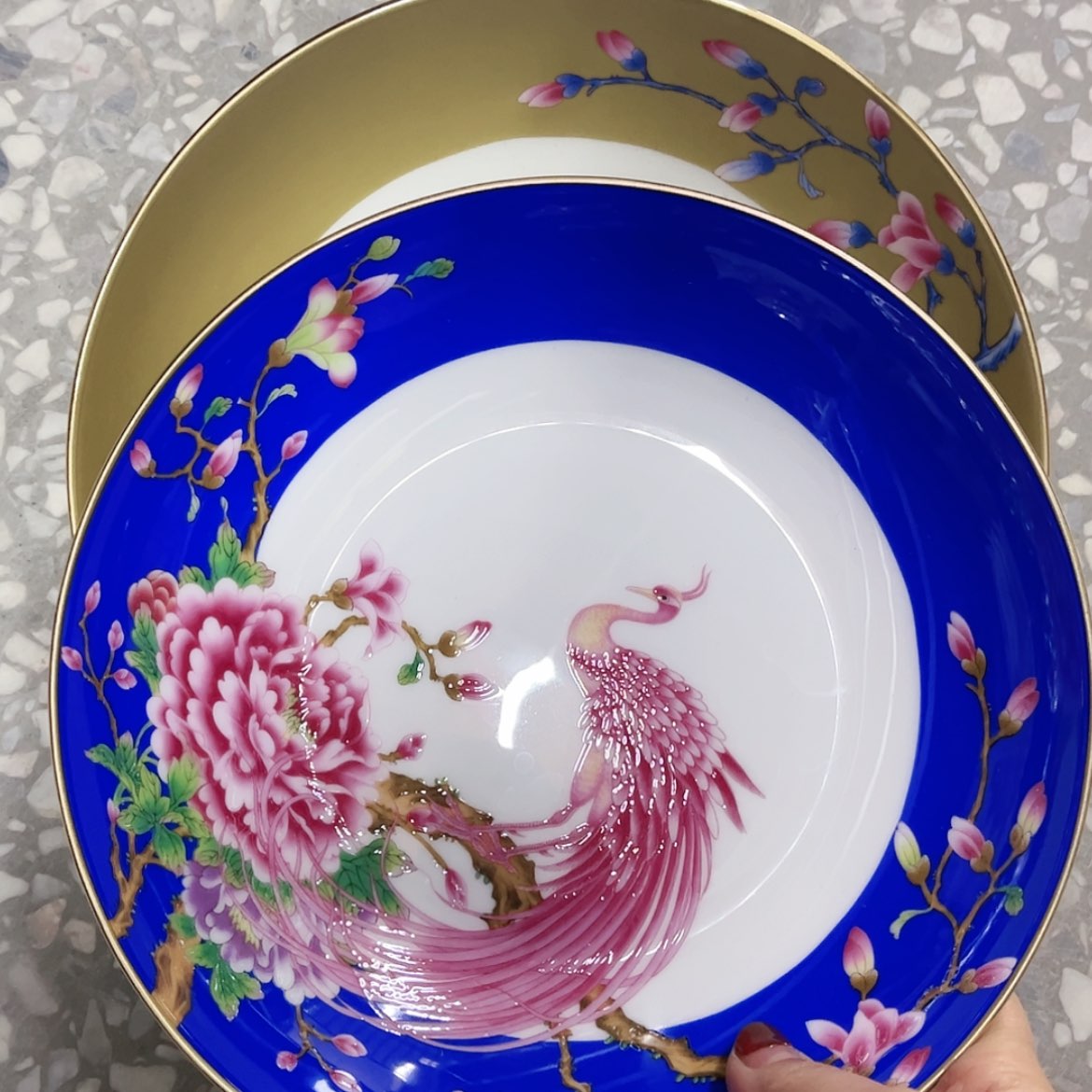【闪购商品】骨瓷8寸2个………………………………