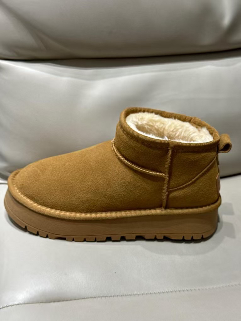 2024 新款韩版加厚保暖雪地靴一脚蹬秀气不臃肿