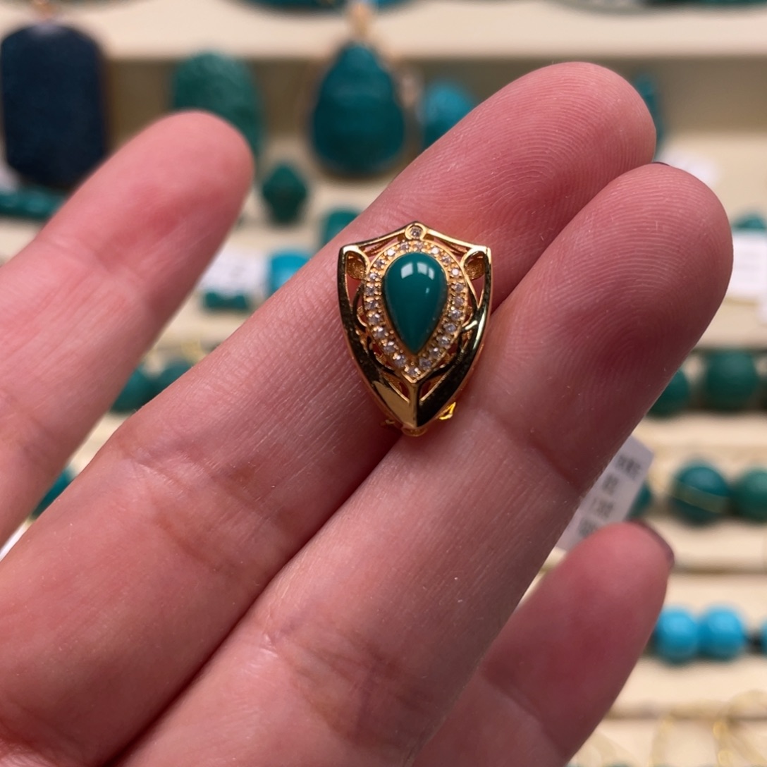 绿松石珠宝奇石18K金镶嵌