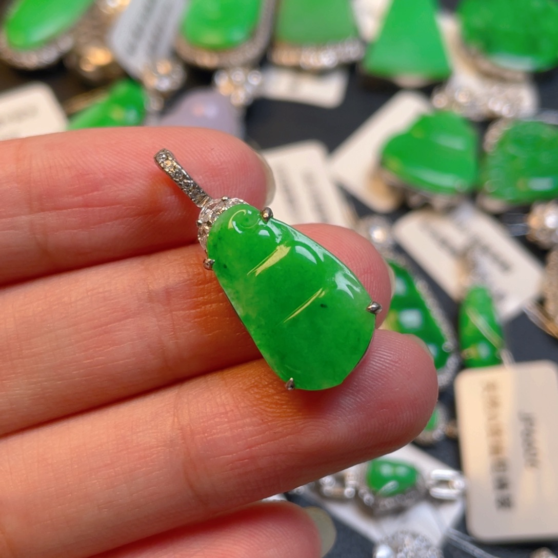 翡翠银S925镶嵌颈饰