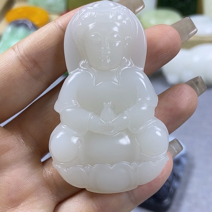 颈饰未镶嵌和田玉