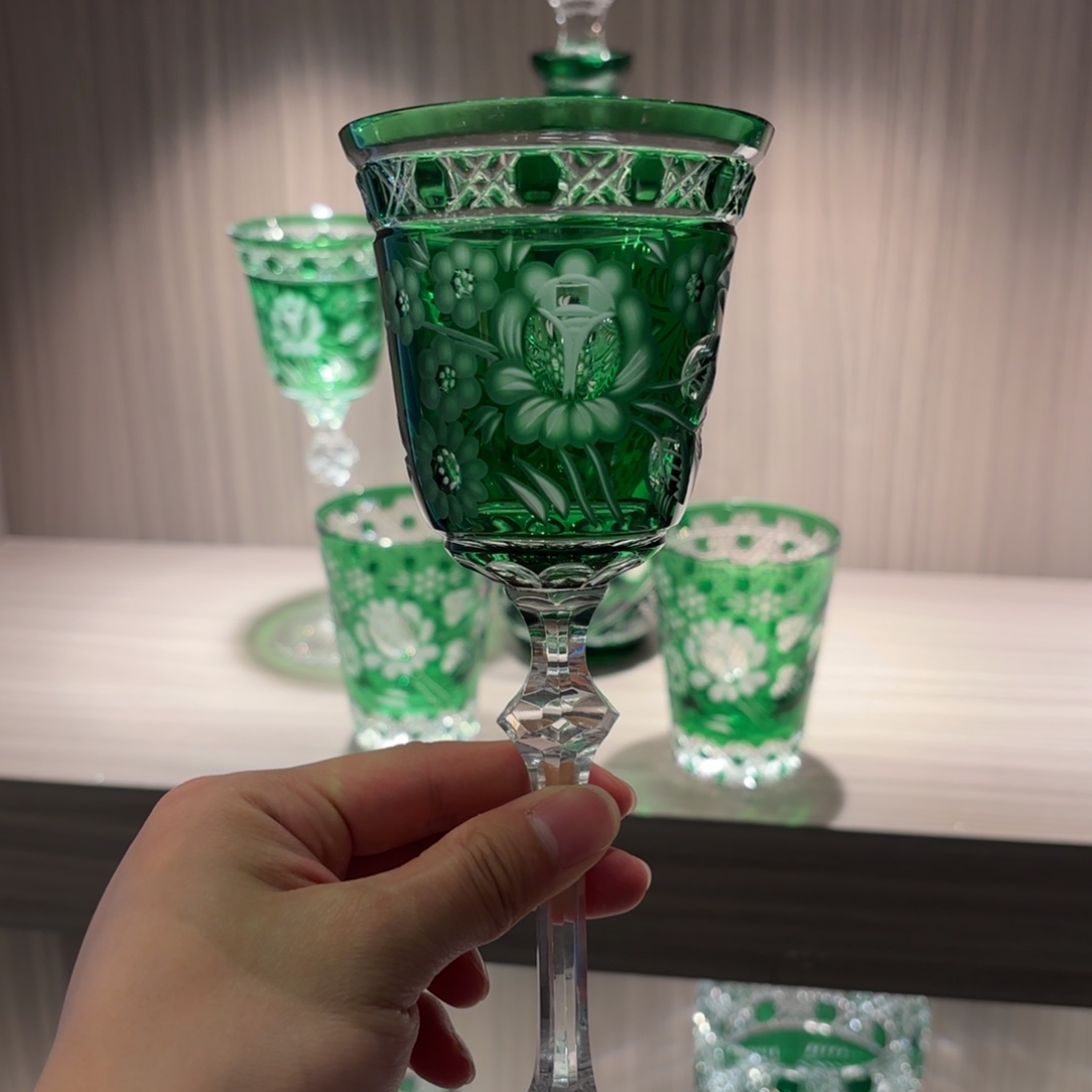 赵***倩水晶玻璃平底款-一个高脚杯