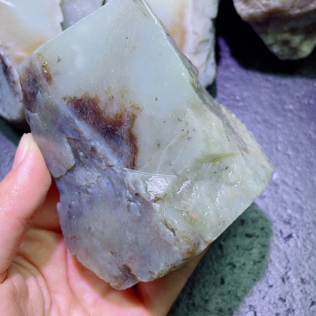 和田玉未镶嵌珠宝半成品