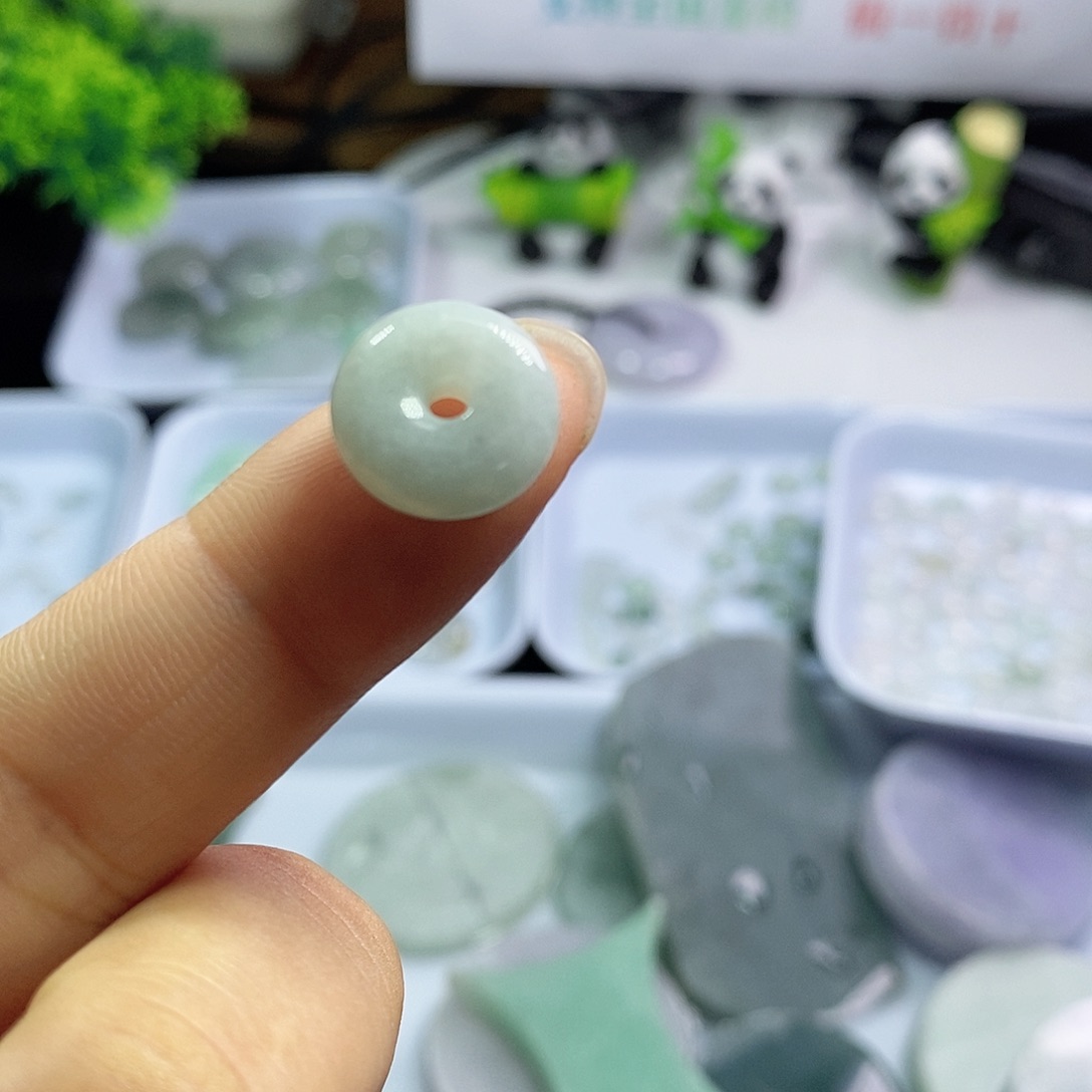颈饰未镶嵌翡翠平安扣13.6x5mm