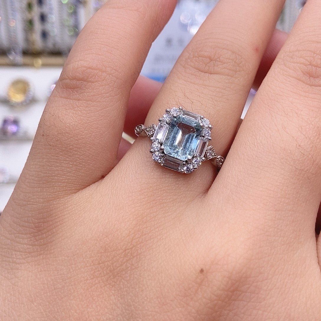 海蓝宝石戒指银S925镶嵌