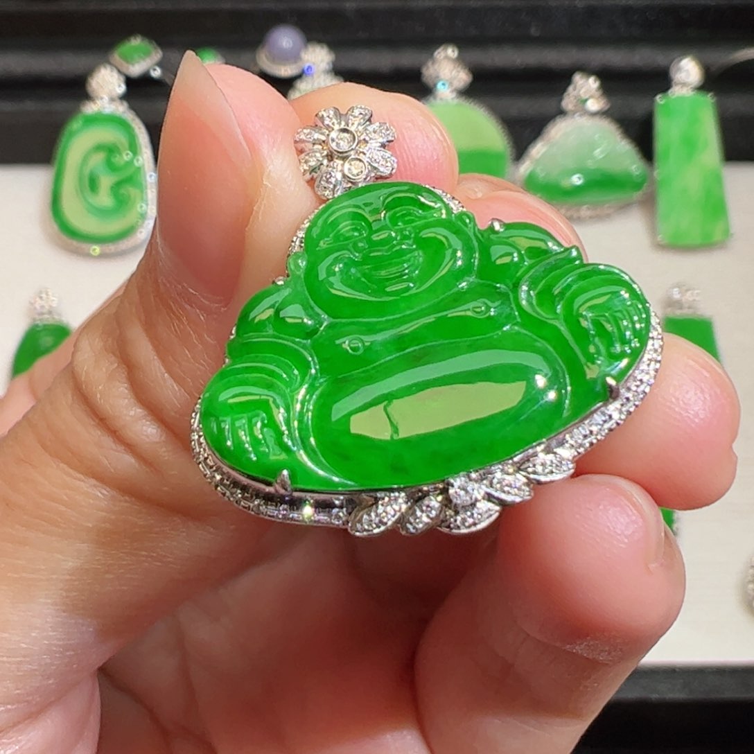 翡翠吊坠(不含链)18K金镶嵌依*