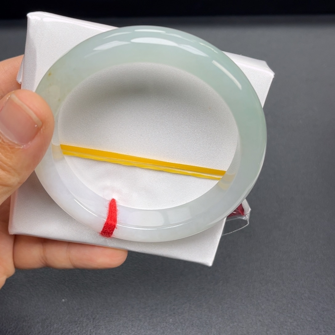 翡翠未镶嵌手镯手镯