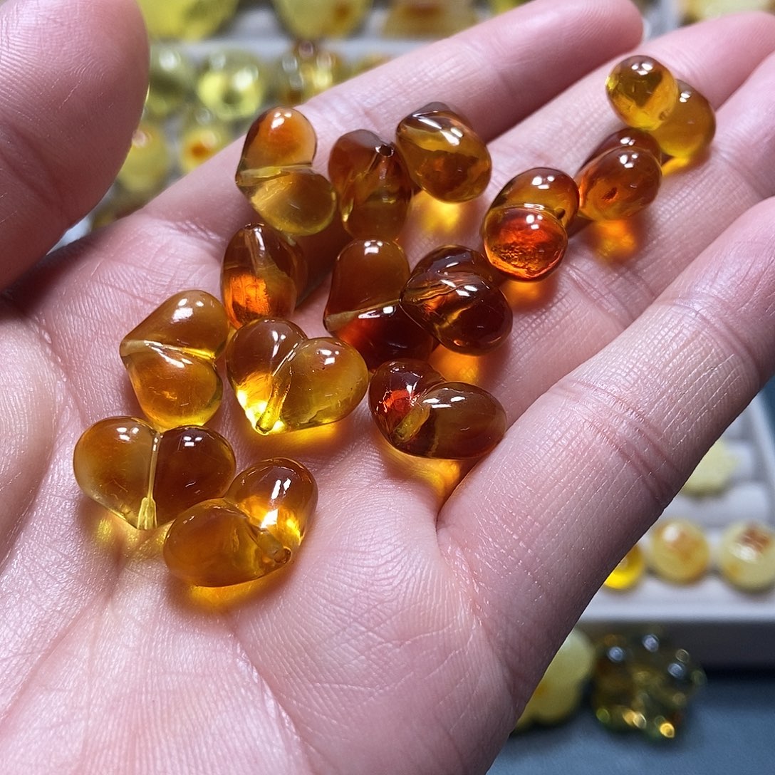 *****琥珀未镶嵌裸石天然琥珀蜜蜡