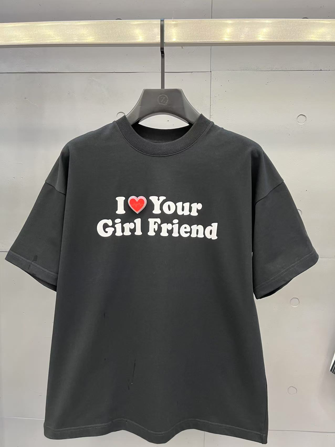 黑色T恤抗起球夏季潮流设计师短袖女士休闲风宽松型印花时尚