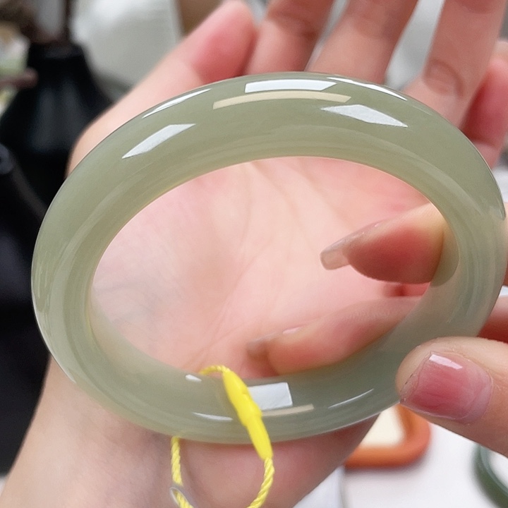 和田玉手镯5657未镶嵌