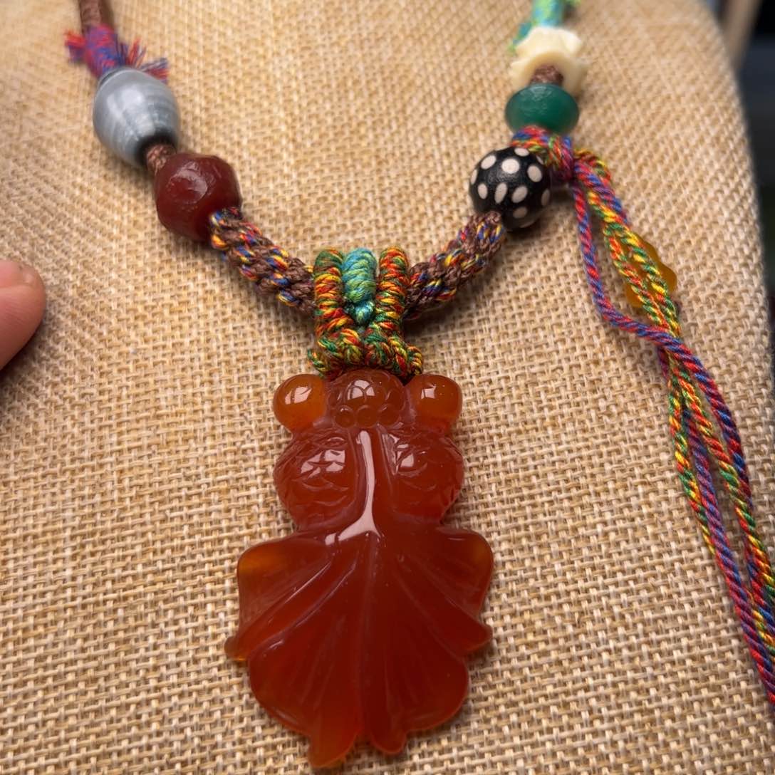 玛瑙/玉髓颈饰未镶嵌