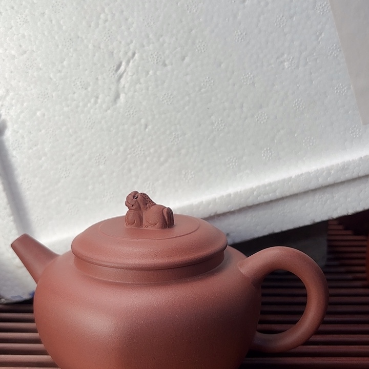 紫砂茶壶处理价。不退货。宜兴紫砂