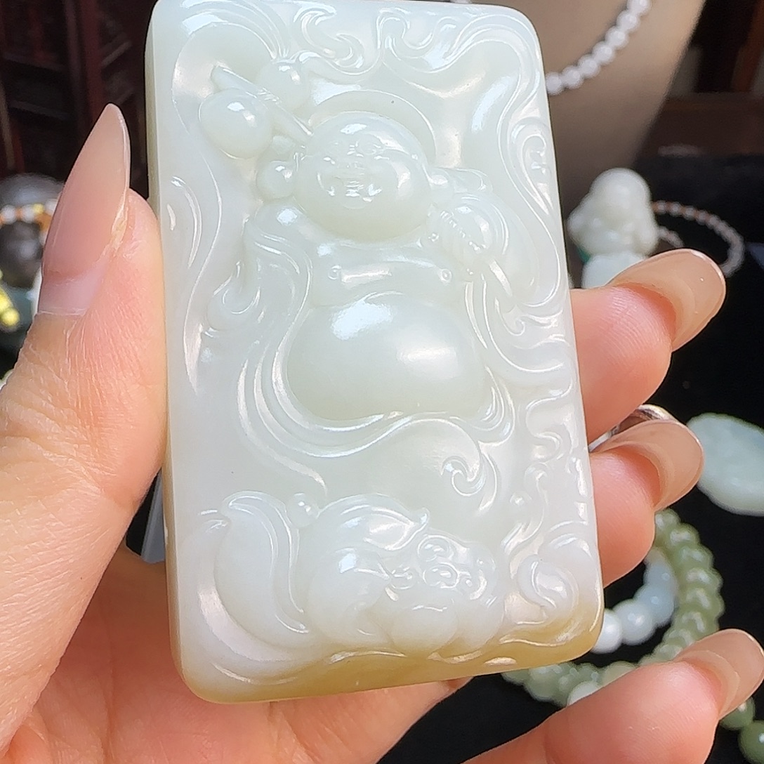 和田玉未镶嵌颈饰定制发货