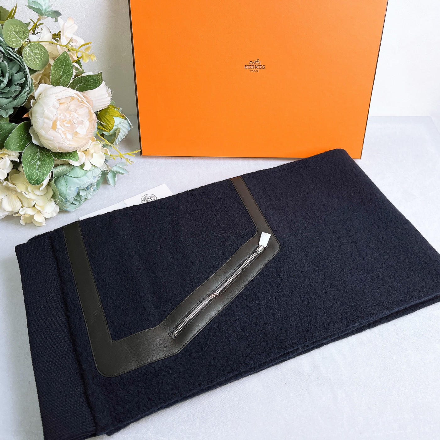 全新未使用 Hermes/爱马仕 围巾/码/Xsp32646