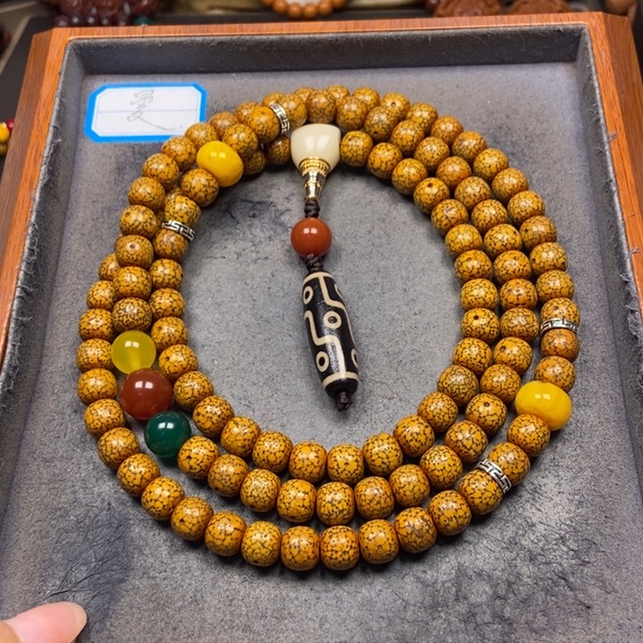 星月菩提吊坠菩提