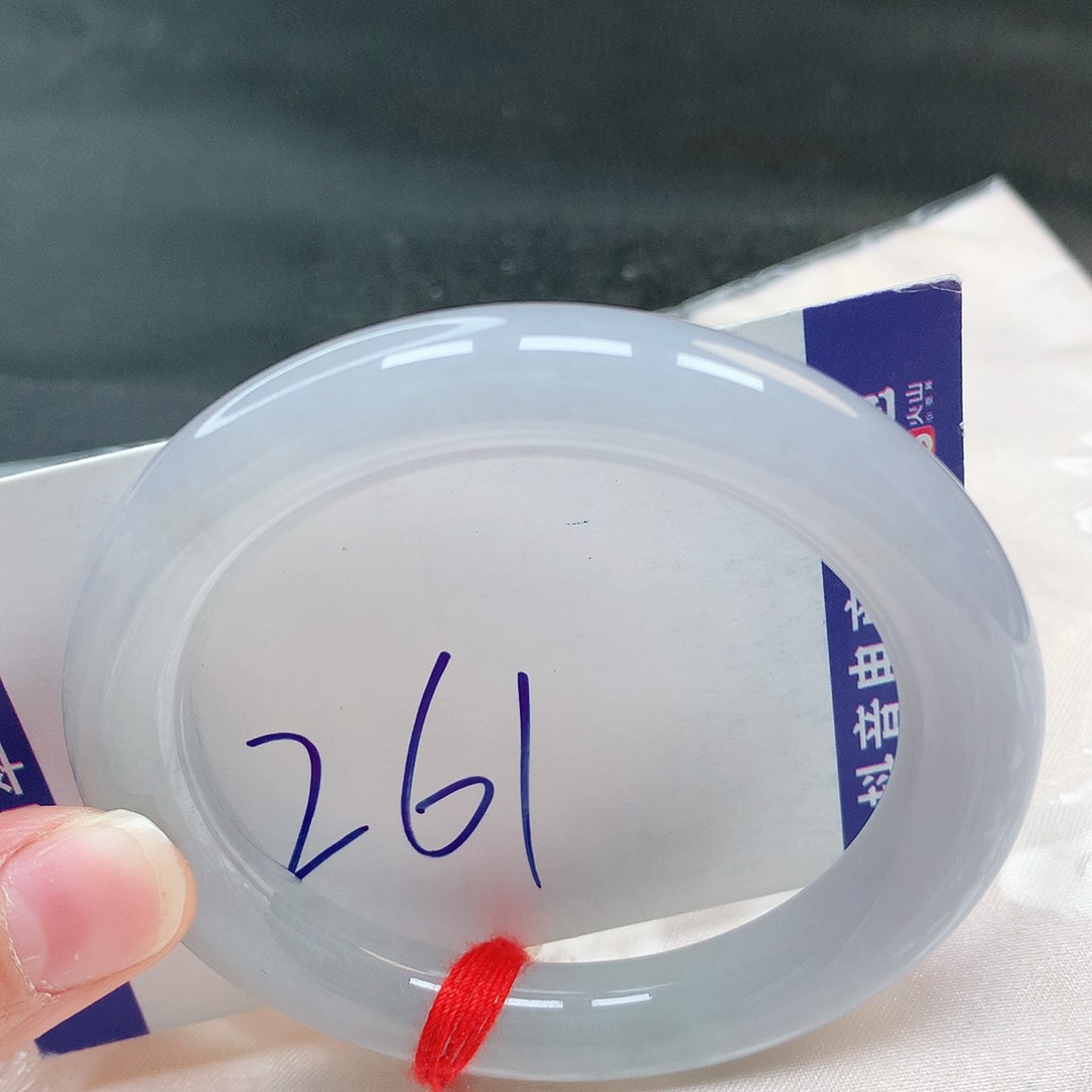 翡翠手镯未镶嵌261号