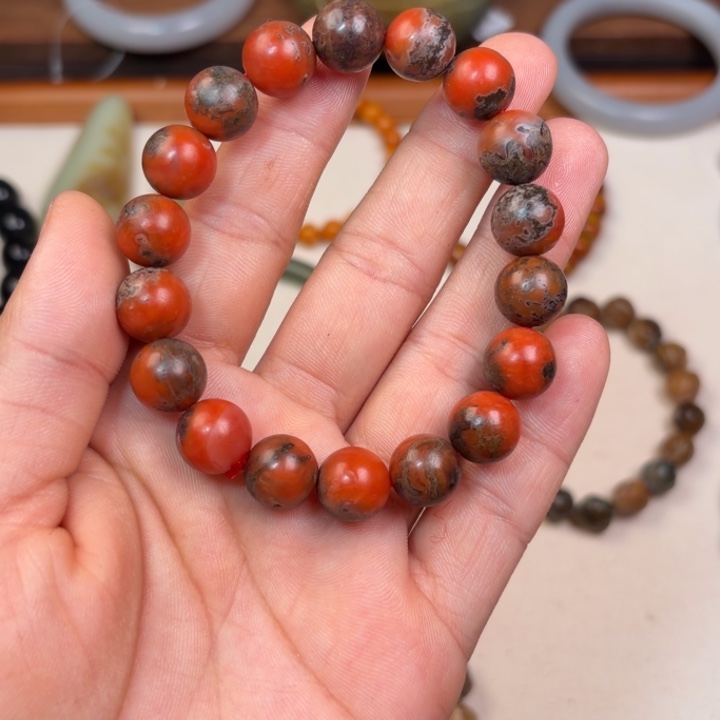 遥***及南红玛瑙未镶嵌手链