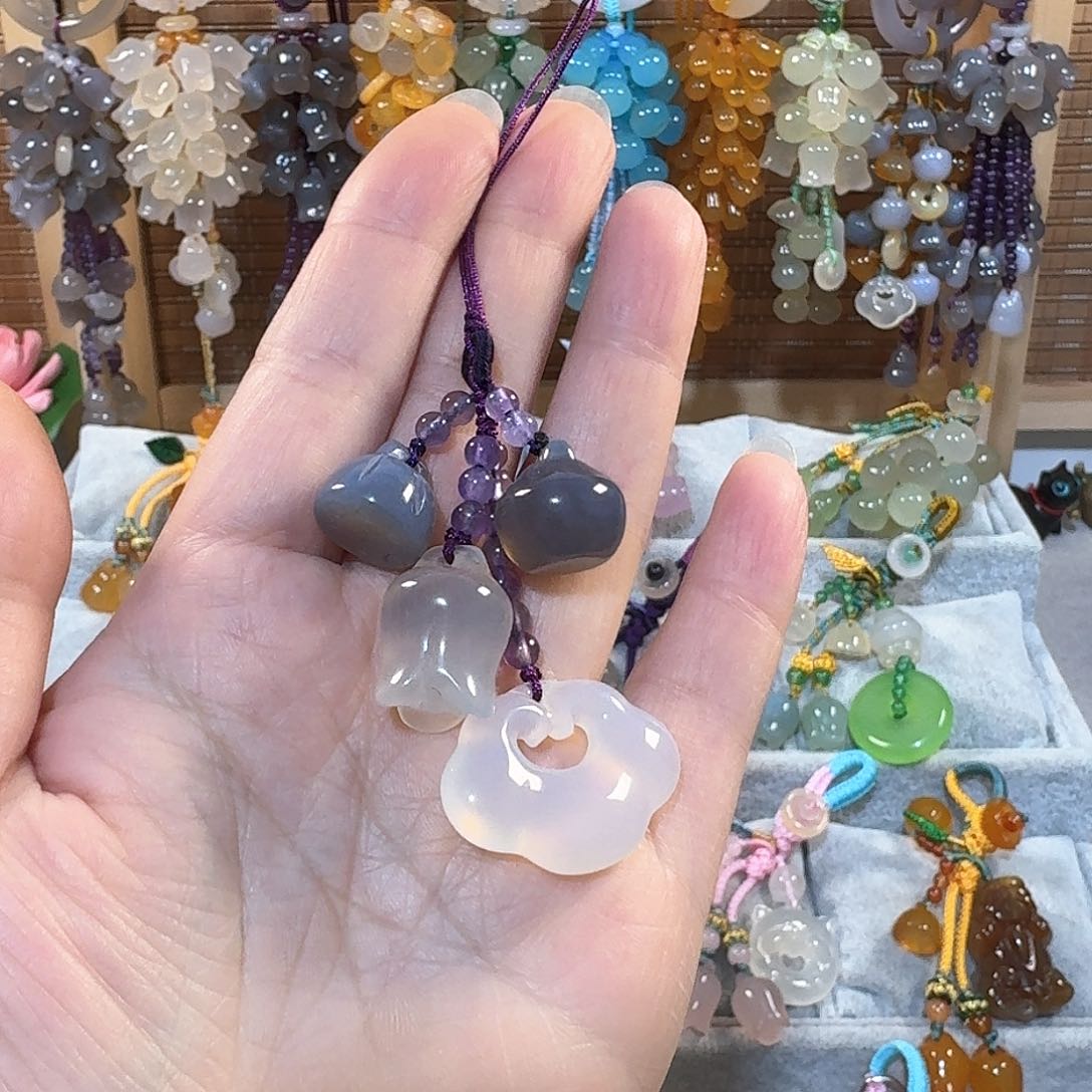 玛瑙/玉髓福利款天然玉髓玛瑙，带有包容点未镶嵌