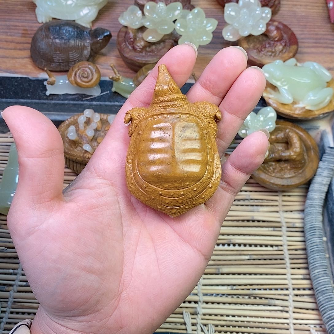 【闪购商品】砖雕迪***曼天然一体雕刻