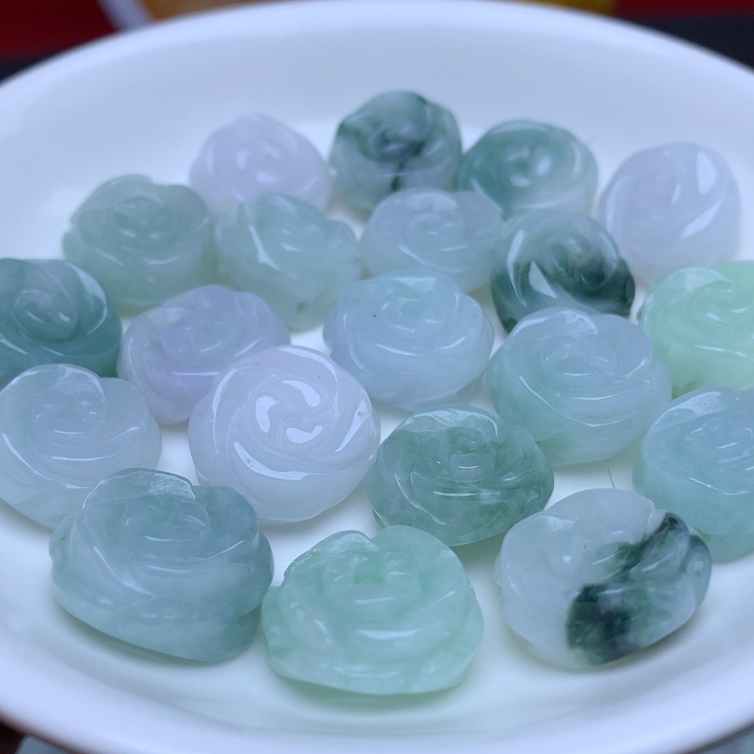 【闪购商品】翡翠手链未镶嵌飘花玫瑰花3个