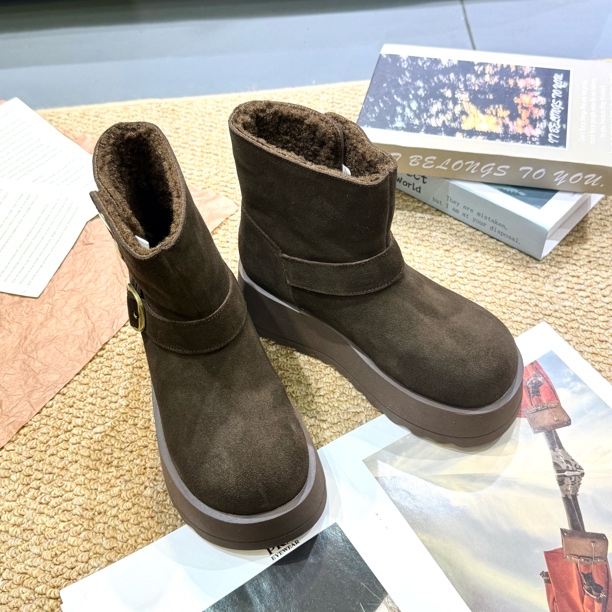冬季加厚防滑保暖厚底百搭反绒皮短筒雪地靴