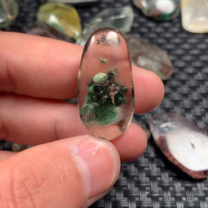 騳***水晶吊坠(不含链)未镶嵌